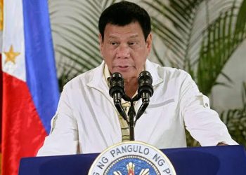 الرئيس الفلبيني يتطوع لاختبار اللقاح الروسي على نفسه في بث مباشر 5