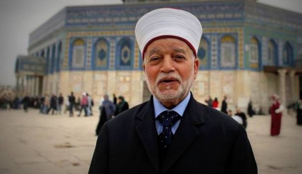 مفتي القدس يفتي بحرمان الإماراتيين من الصلاة في المسجد الأقصى 1