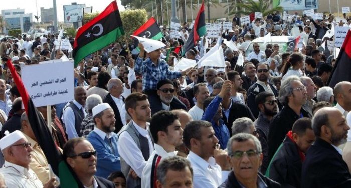عناصر موالية لتركيا بين المتظاهرين في ليبيا