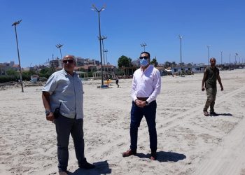 نائب محافظ بورسعيد يتابع غلق الشواطئ