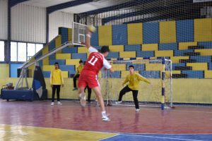 وزير الرياضة يشهد تدريبات المشاركين في لعبة كرة اليد ضمن المشروع القومي للموهبة بالإسماعيلية 3