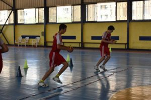 وزير الرياضة يشهد تدريبات المشاركين في لعبة كرة اليد ضمن المشروع القومي للموهبة بالإسماعيلية 1