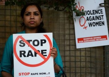 لم يكتفوا بـ إغتصابها فـ أنهوا حياتها.. حالة استنفار عارمة بالهند على خلفية الواقعة 1
