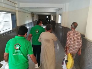 التضامن: فريق أطفال وكبار بلا مأوى ينقذ مواطنين بالشارع وينقلهما لدار رعاية بـ القاهرة 4