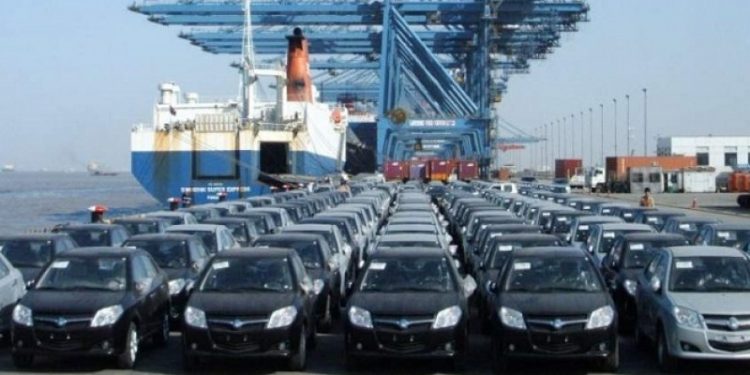 جمارك السويس تفرج عن 350 سيارة بقيمة 71 مليون خلال أغسطس 1