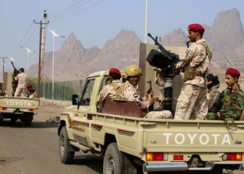 الحرب بين الانتقالي والجيش اليمني