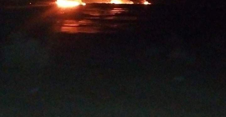 حريق في أنابيب النفط على الحدود الجزائرية الليبية