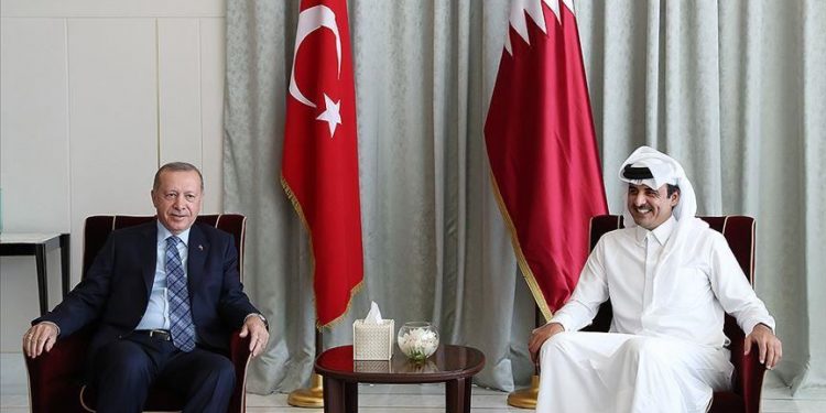 رشوة قطرية إلى تركيا