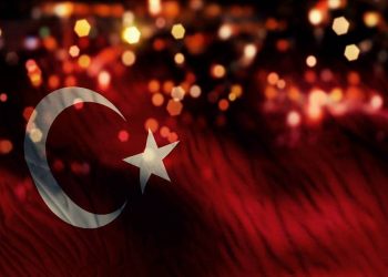 تراجع الليرة التركية لأدني مستوي قياسي جديد 2