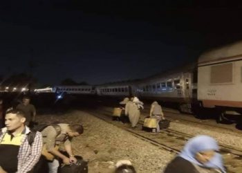 خروج قطار ركاب عن القضبان بمنطقة العجيزي في طنطا (صور) 2