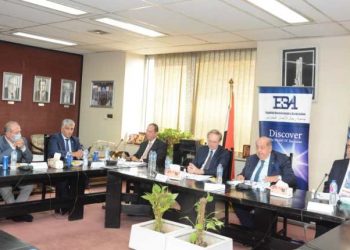 سفير الإتحاد الأوروبي يشيد بـ مصر و مقوماتها الصناعية و الاقتصادية 1