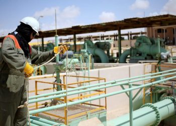 رويترز: عودة الإنتاج بحقل النافورة النفطي في ليبيا 2
