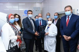 بالصور.. "CIB" و جامعة القاهرة يفتتحان وحدة الأشعة المقطعية بأحدث الأجهزة المتطورة 5