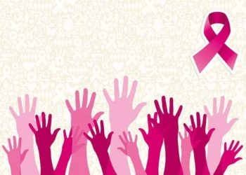 في شهر التوعية بسرطان الثدي.. 7 معتقدات خاطئة تؤمن بها النساء 1