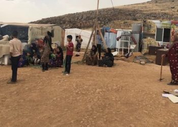 مخيمات اللاجئين شرق لبنان