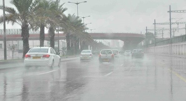 «رفع حالة الطوارئ».. الأمطار تضرب شمال البلاد من الإسكندرية إلى مطروح