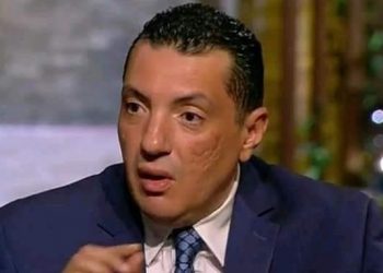 أحمد علام غستشاري علاقات اسرية