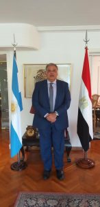 سفير مصر لدى الأرجنتين يشارك في مراسم عزاء مارادونا 2