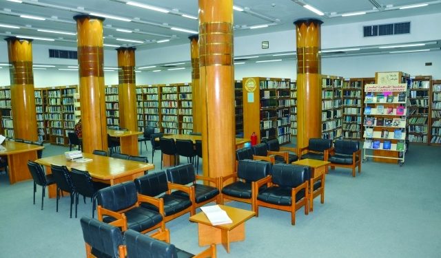 مكتبة القاهرة
