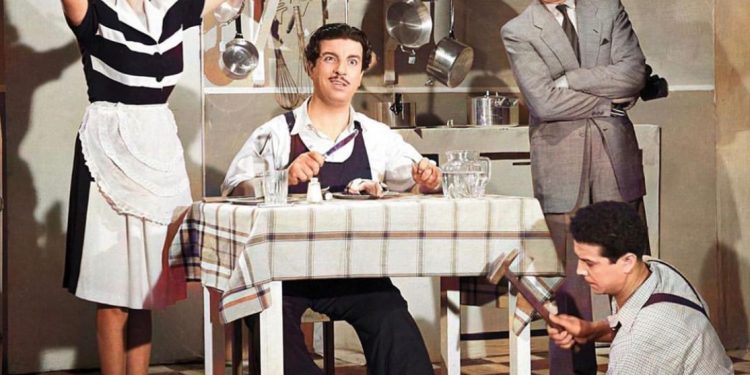 مصري يعيد تقديم أفلام "الأبيض والأسود" بالألوان 1