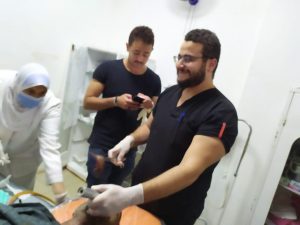 بلع سمكة صاحية.. انقاذ حالة في مستشفى بني سويف النموذجي..صور  2