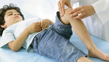 ليست للكبار فقط.. 7 أعراض تكشف إصابة طفلك بإلتهابات المفاصل 2