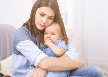 هل يتأثر الطفل الرضيع بطلاق الوالدين ؟.. استشاري يوضح لـ"أوان مصر" مخاطر الانفصال 3
