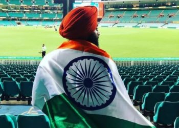 حزن ودموع رواد التواصل الاجتماعي في «شبه القارة الهندية» بعد فوز منتخب «استراليا» بمباراة الكريكت  1