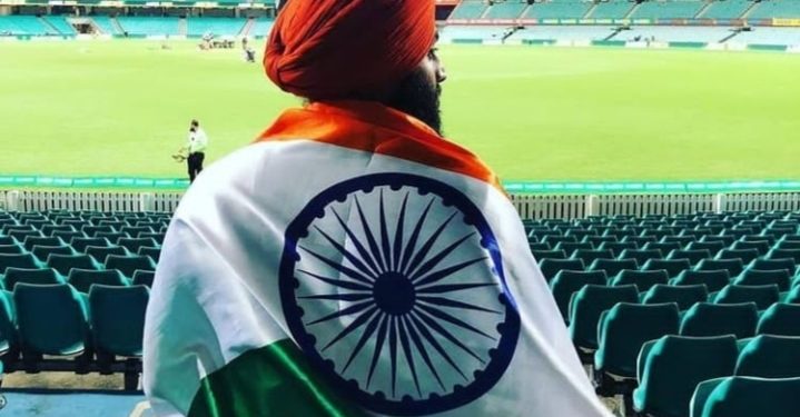 حزن ودموع رواد التواصل الاجتماعي في «شبه القارة الهندية» بعد فوز منتخب «استراليا» بمباراة الكريكت  1