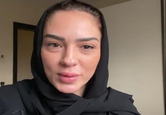 مي فخري: تكشف سبب اعتزالها التمثيل وإرتداءها للحجاب (فيديو) 1