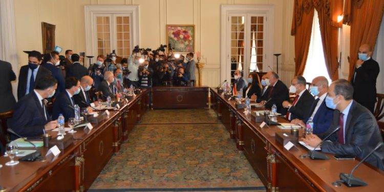 الخارجية: مصر تؤكد موقفها الثابت لـ دعم حل الأزمة الليبية 1