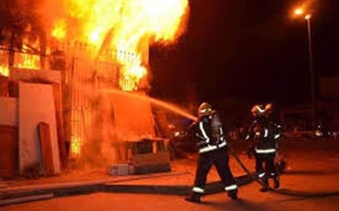 إخماد حريق نشب داخل مستشفى أبو الريش 1