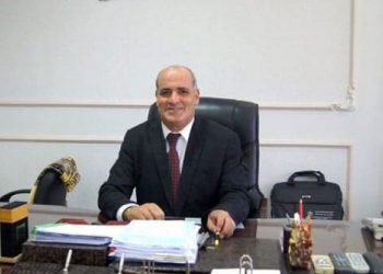 الدكتور أحمد جابر شديد رئيس جامعة الفيوم
