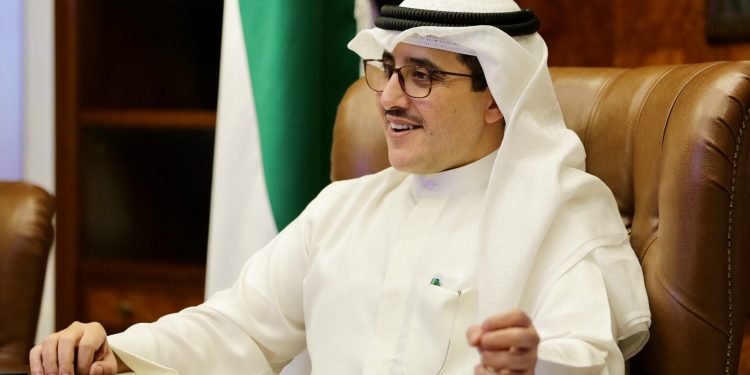 وزير خارجية الكويت الشيخ أحمد ناصر