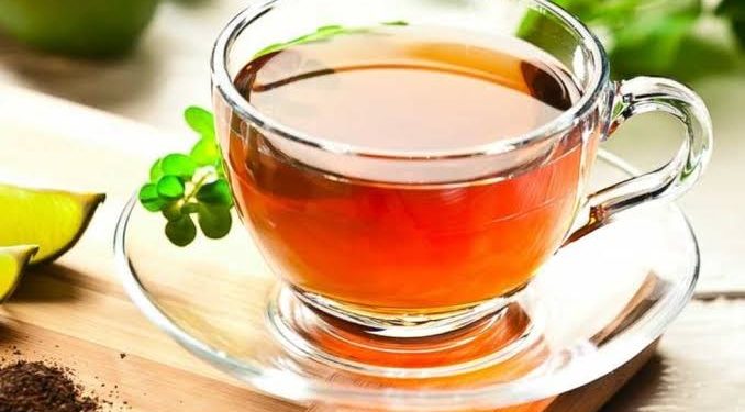 أبرزها مقاومة نزلات البرد والإنفلونزا.. استشاري يكشف فوائد مشروب الشاي بالليمون في الشتاء 1