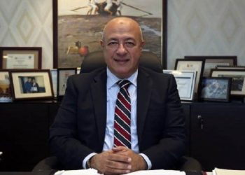 يحي أبوالفتوح نائب رئيس البنك الأهلي المصري