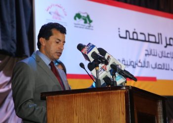 أشرف صبحي - وزير الرياضة