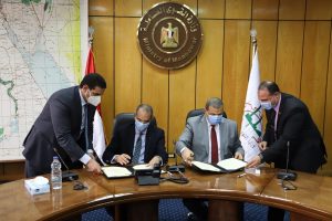 وزيرا القوى العاملة والاتصالات يستعرضان خدمات بوابة مصر الرقمية الالكترونية 3