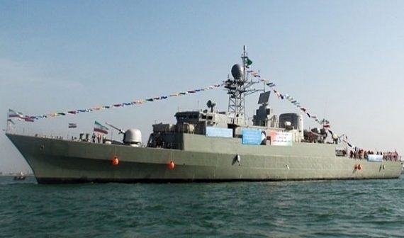 إيران تجري مناورات بحرية في خليج عمان 1