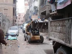 رفع 250 طن مخلفات ومواد صلبة بشوارع حي غرب سوهاج 2
