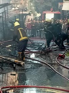 بالصور.. محافظ القاهرة يكشف تفاصيل جديدة في حريق سوق التوفيقية 7