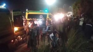 أول صور لـ حادث تصادم بين سيارة ودراجة نارية على الطريق الزراعي في سوهاج  4
