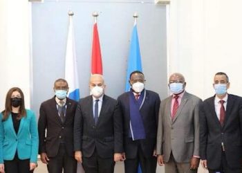 مركز القاهرة الدولى لتسوية النزاعات يستضيف مجموعة من السفراء الأفارقة 1