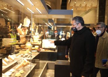 العناني يتفقد اللمسات النهائية لمتحف عواصم مصر تمهيدا لافتتاحه 3