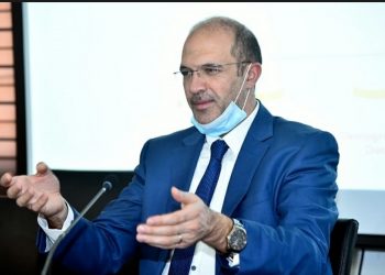 فيرس كورونا يهاجم وزير الصحة اللبناني 1