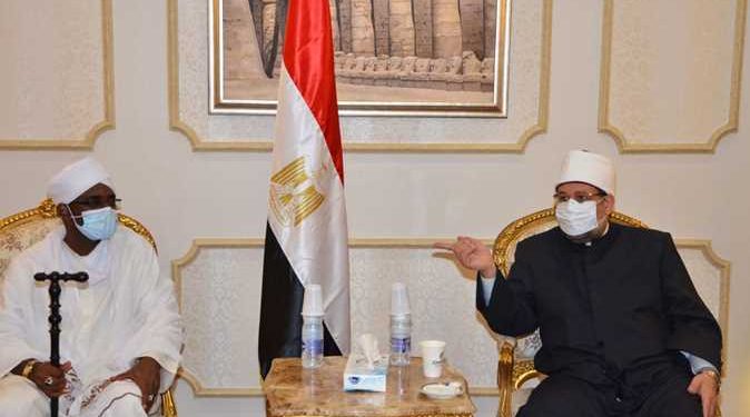 وزير الأوقاف السوداني يكرم أئمة مصريين ويؤكد أن هدفهم استنهاض الأمة 1