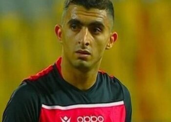احمد سمير يحرز هدف طلائع الجيش الأول في المباراة 1