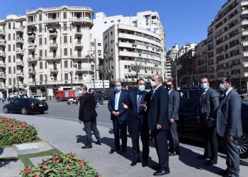 رئيسا الوزراء المصري والأردني يتفقدان أعمال تطوير ميدان التحرير 4