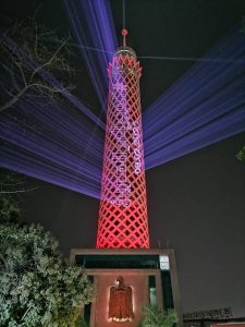 مصر تحتفل بوصول مسبار الأمل الإماراتي إلى المريخ بتزيين برج القاهرة باللون الأحمر 5