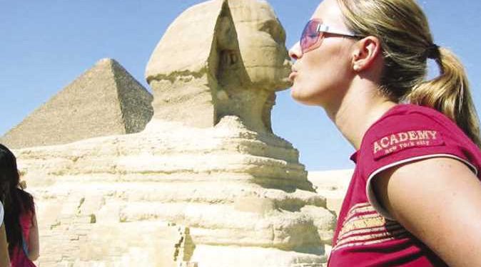 مجلة سويسرية: مصر الوجهة السياحية الأكثر طلبًا حاليًا على مستوى العالم 1